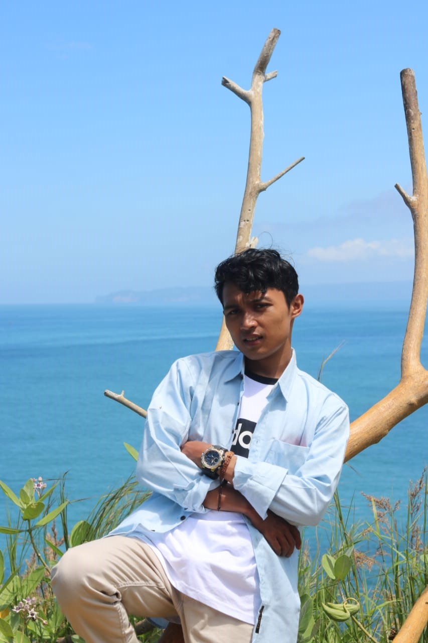 Foto Alumni MUHAMMAD FAQIH latin